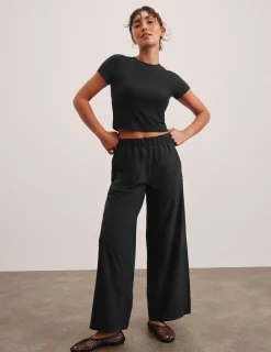 Easy Wide Leg Pant