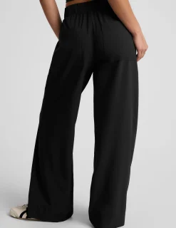 Easy Wide Leg Pant