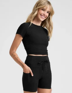 Featherweight Cropped Tee