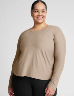 Featherweight Daydreamer Pullover