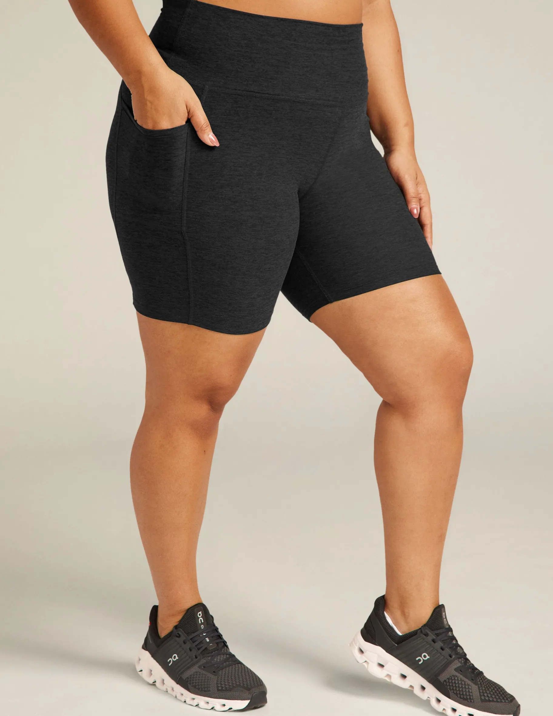 Spacedye Keep Pace 7" Pocket Short