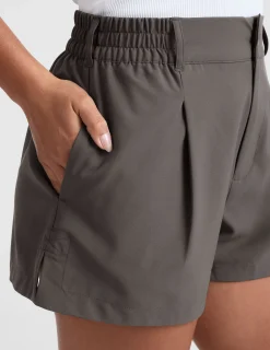 Status Shorts