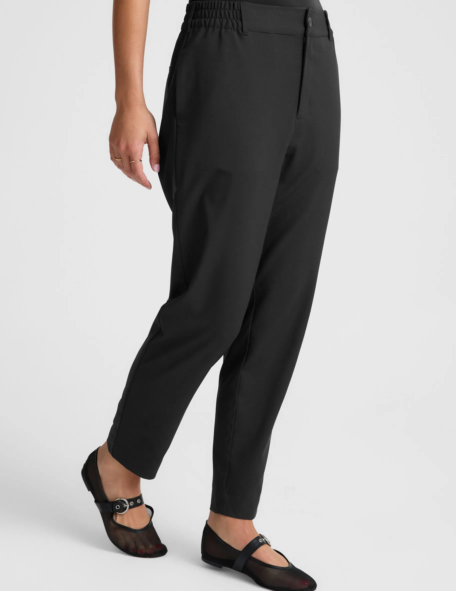 Status Tapered Pant