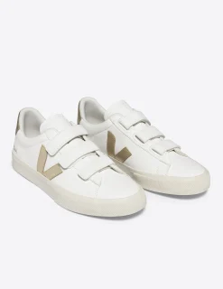 VEJA Recife Sneaker
