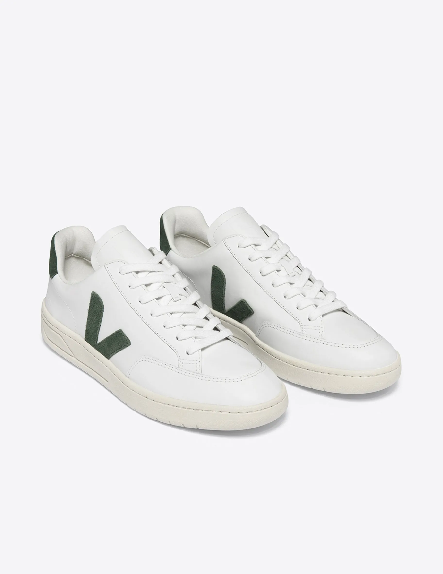 Veja V-12 Sneaker